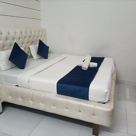 Hotel Midtown Haridwār Extérieur photo