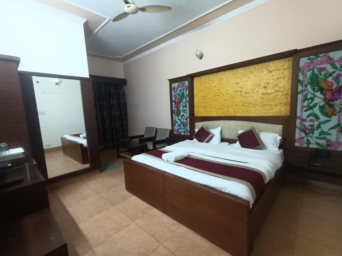 Hotel Midtown Haridwār Extérieur photo