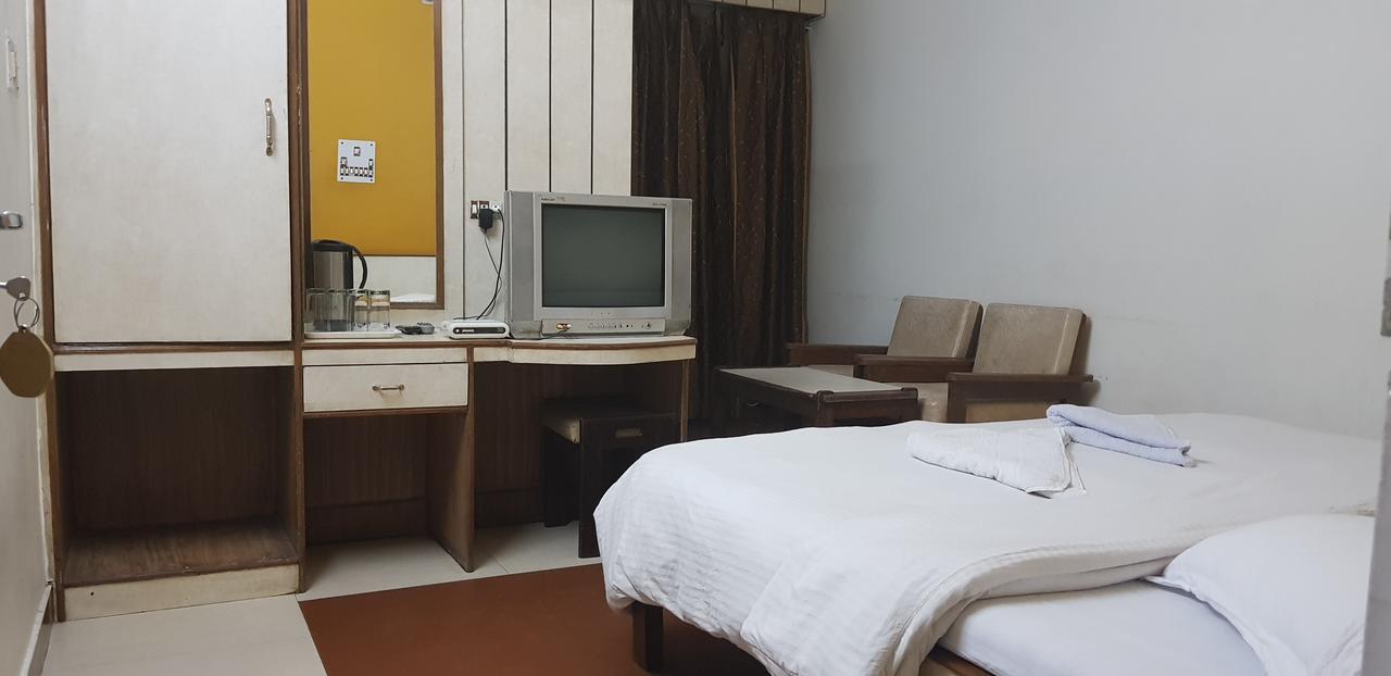 Hotel Midtown Haridwār Extérieur photo